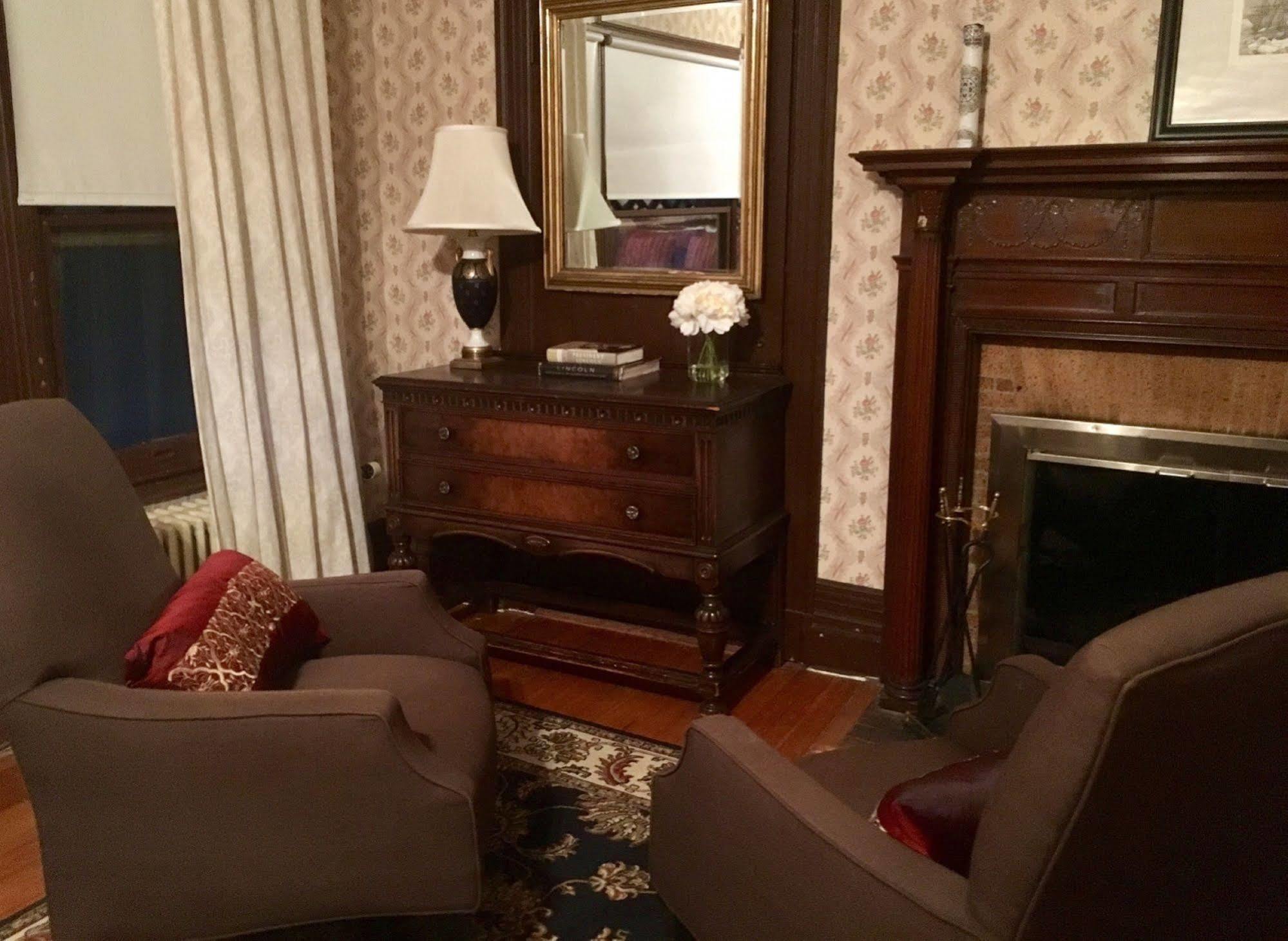 Manor House Bed & Breakfast Norfolk エクステリア 写真