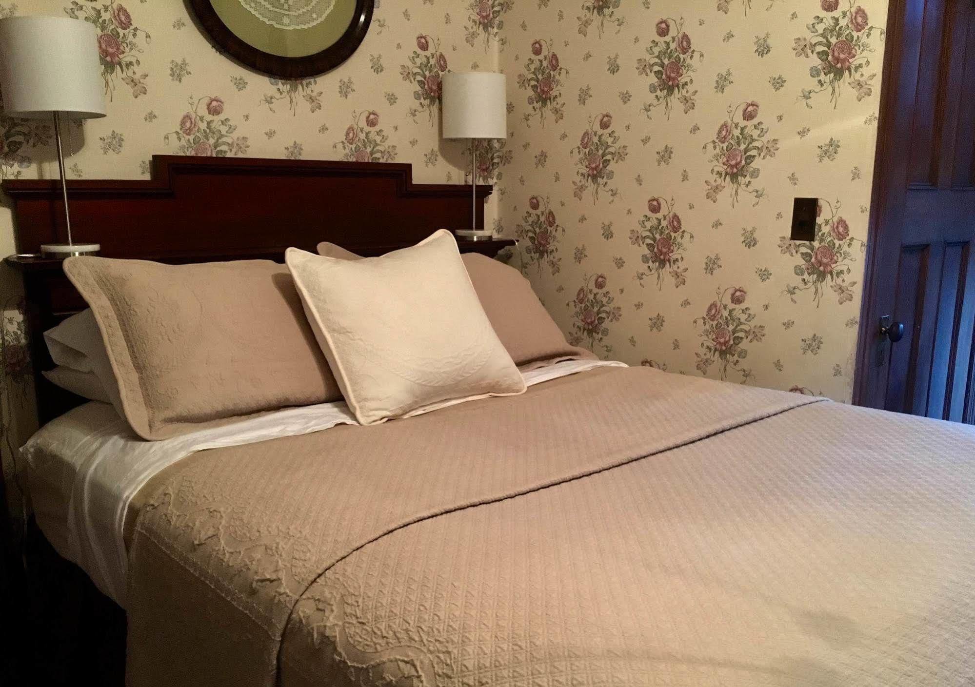 Manor House Bed & Breakfast Norfolk エクステリア 写真
