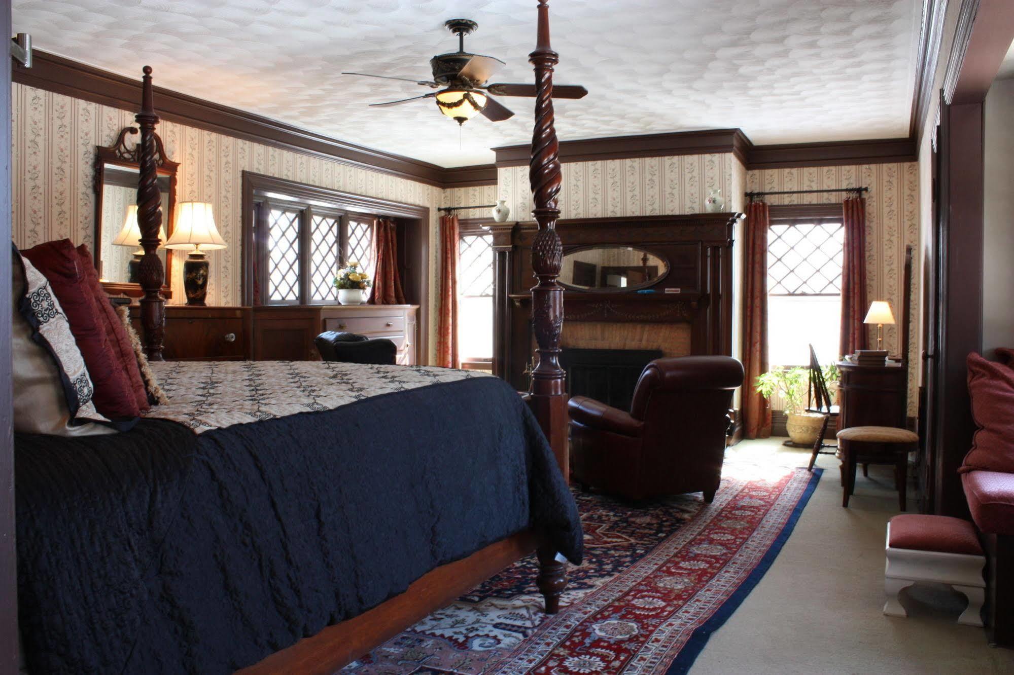 Manor House Bed & Breakfast Norfolk エクステリア 写真