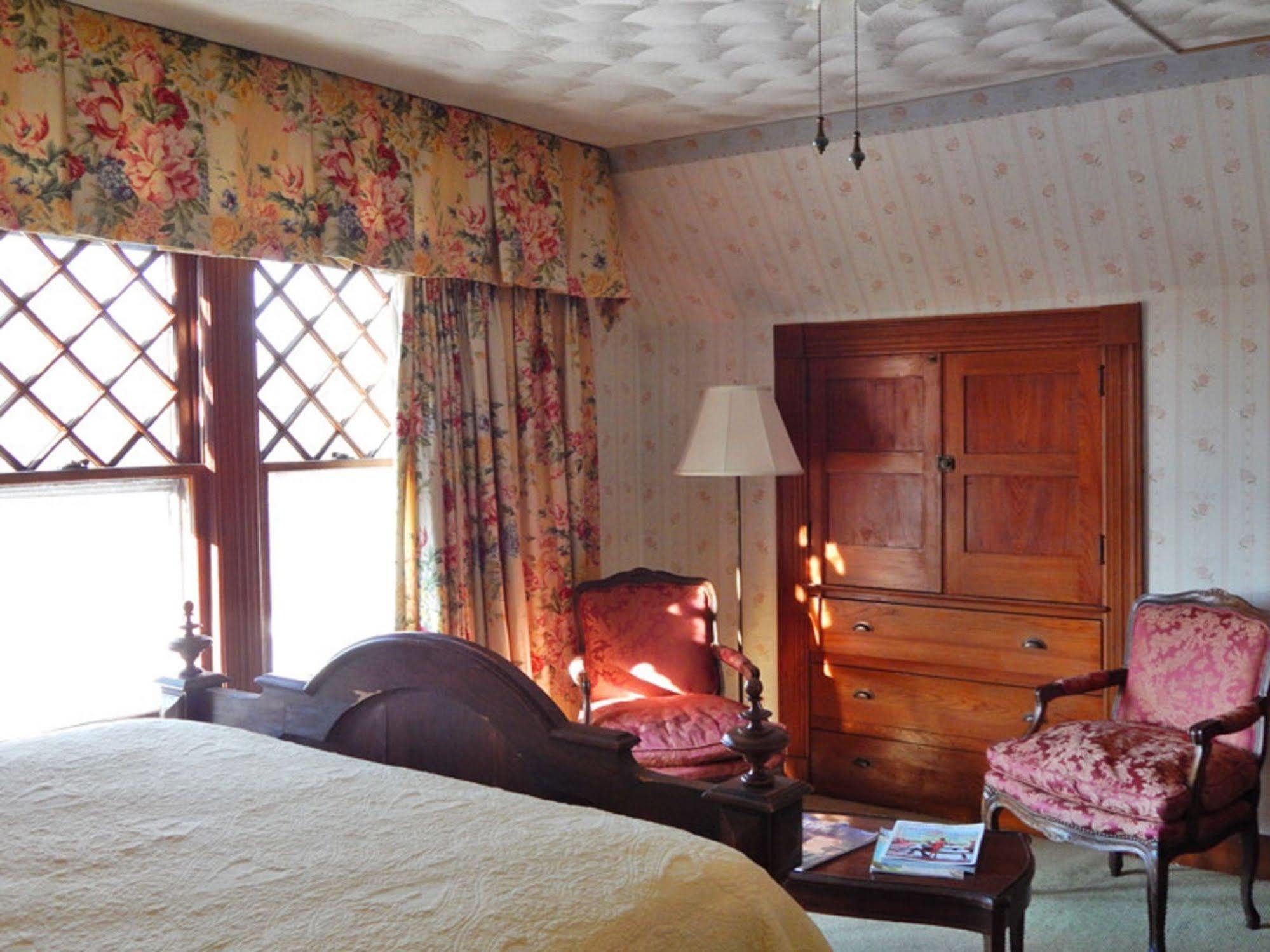 Manor House Bed & Breakfast Norfolk エクステリア 写真